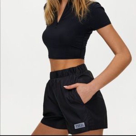 TNA Laguna Shorts - Picture 2 of 6